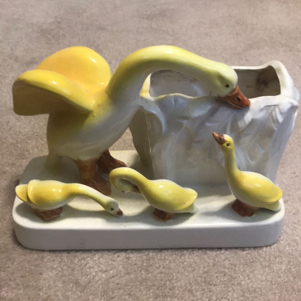 Vintage original 60s TV lamp/planter Ducks